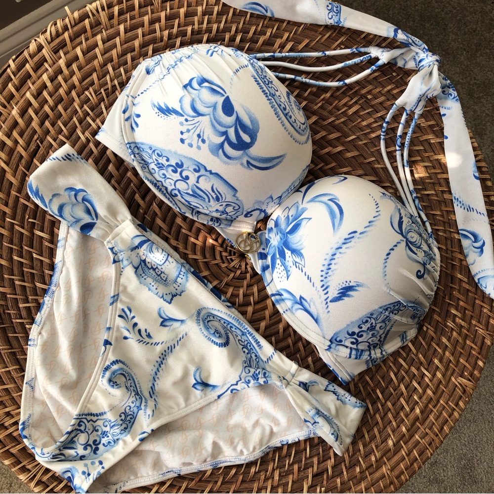 Victoria’s Secret Miraculous Bombshell Bikini
